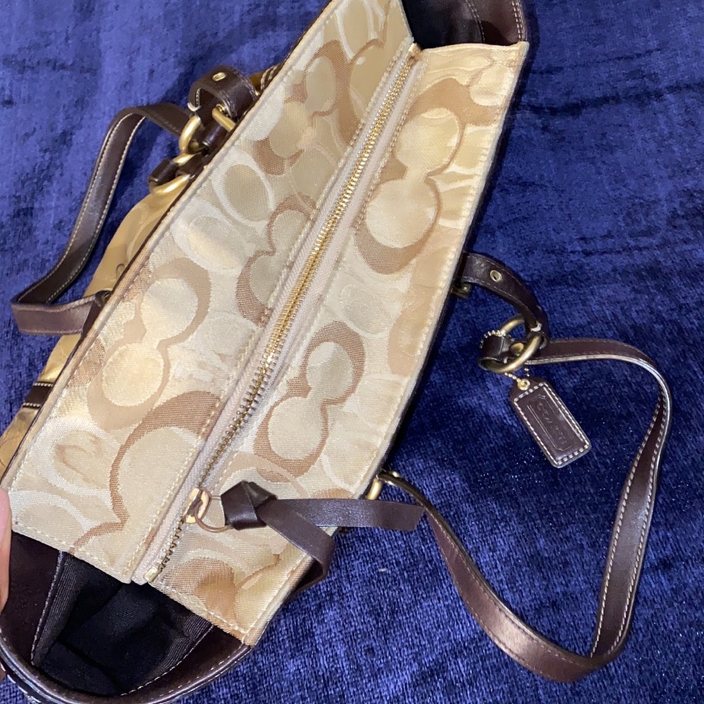 Authentic Coach Bag - Picture 9 of 10
